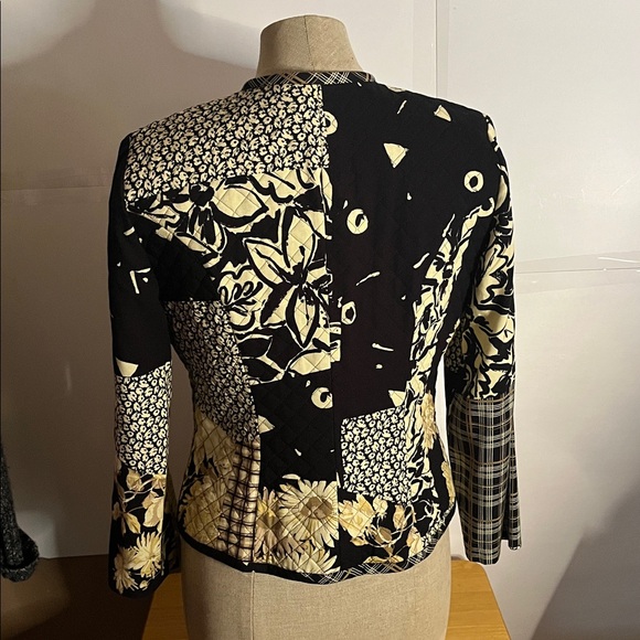😄Joseph Ribkoff patchwork floral geometric jacket - Picture 6 of 7
